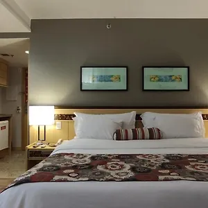 Raridade!!! - Flat De Alto Padrão - Preço Imbatível - Cama King Size - Muitos Eletrodomésticos - Limpeza Diária Gratuita Hotel